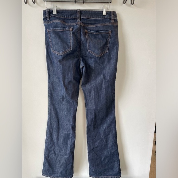 CAbi dark wash flare jeans size 4 - Picture 3 of 3